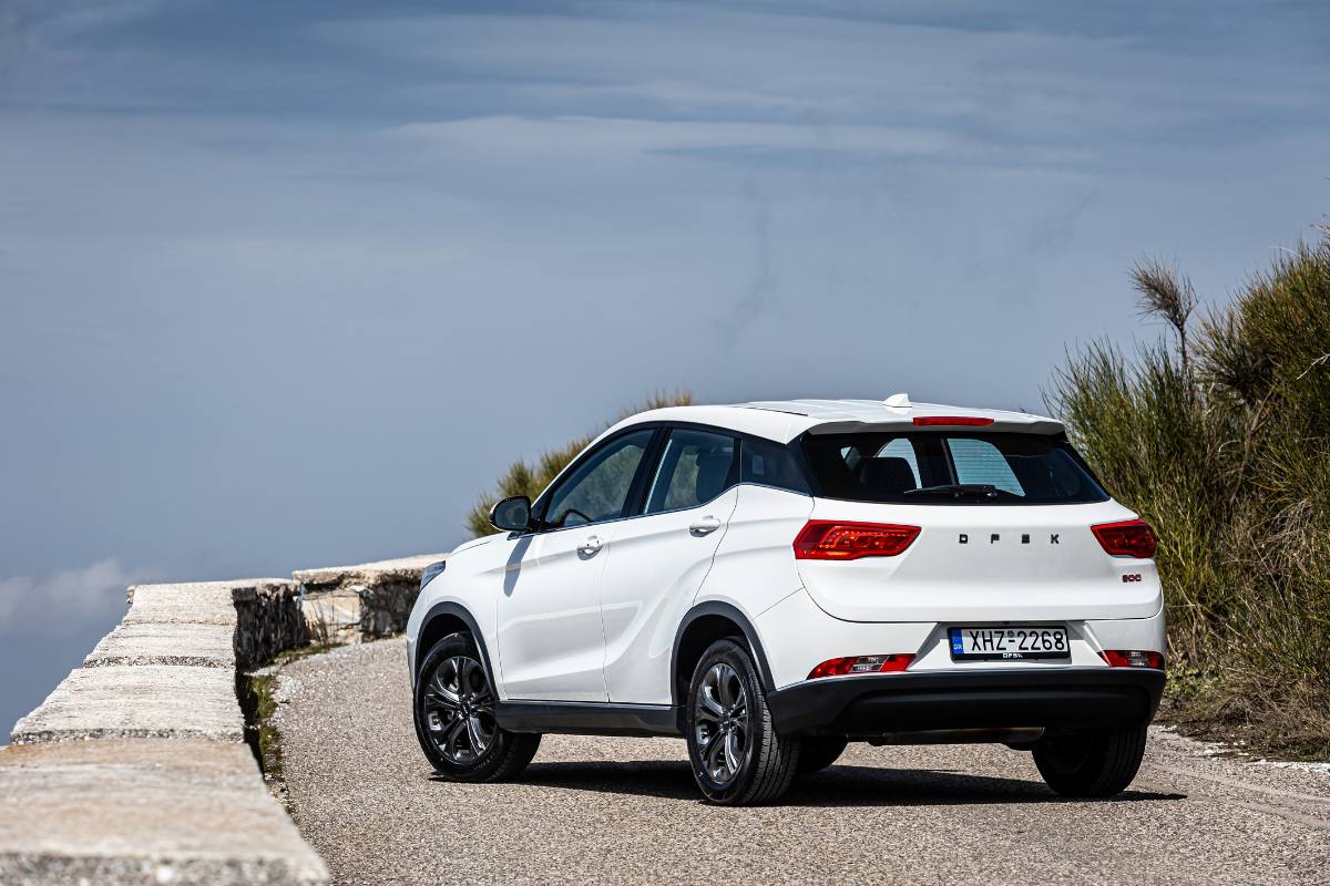 Οικογενειακά αυτοκίνητα DFSK 500